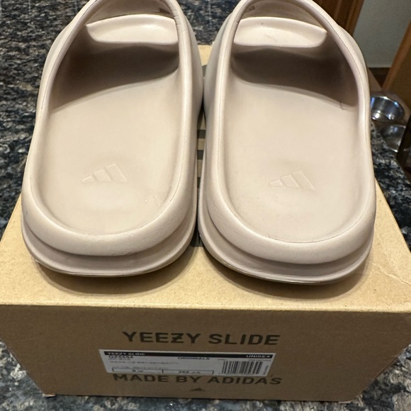 adidas Yeezy Slide Originals - Picture 4 of 10